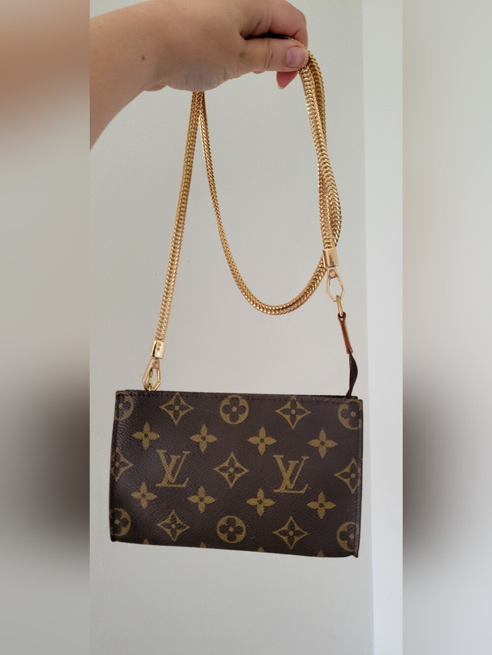 Authentic Louis Vuitton Brown Monogram Pouch - Picture 4 of 15
